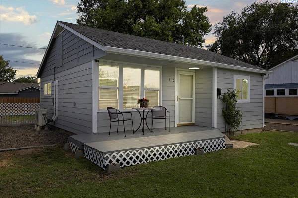 706 Willard Avenue – photo 2