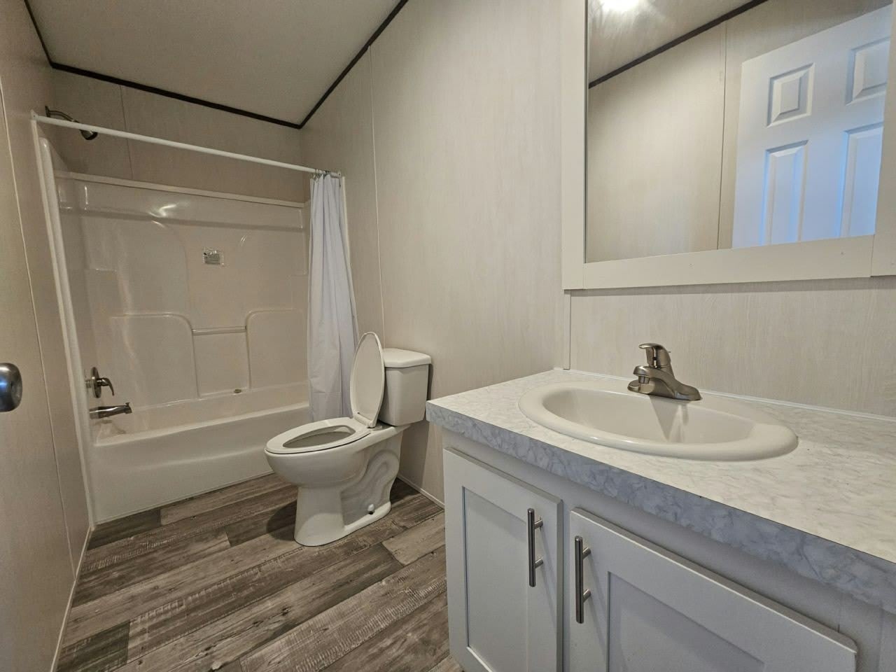 447 Suwanee Drive – photo 4