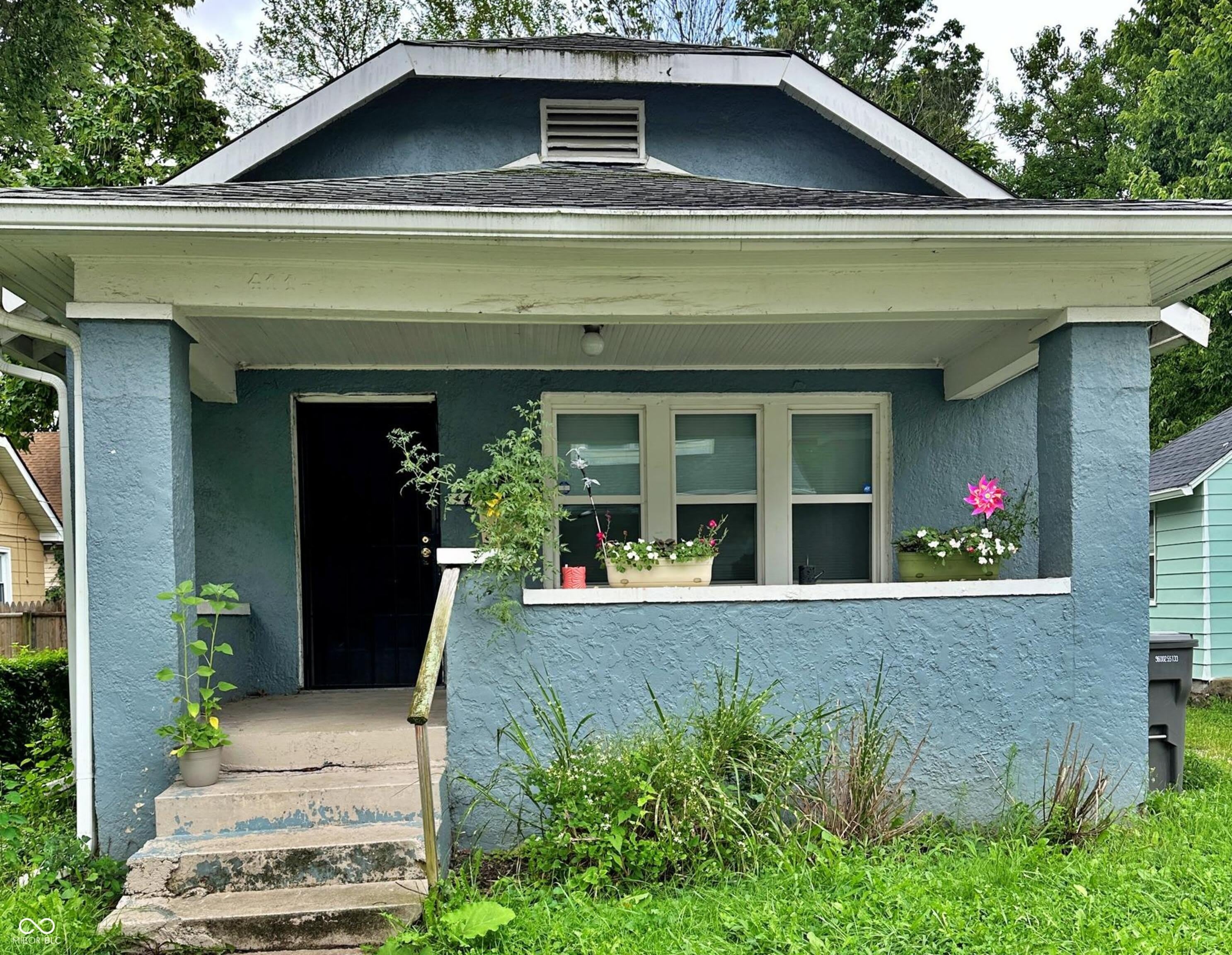 411 W 39Th Street – photo 1