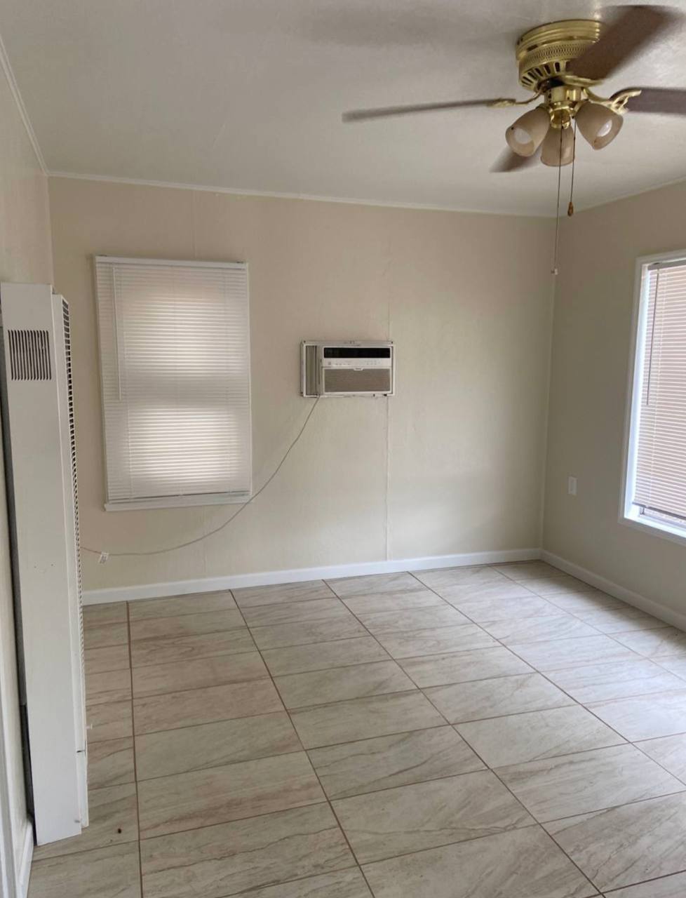 505 N Valencia Blvd – photo 2