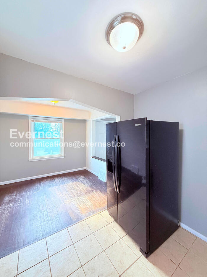 8270 Trinity Street – photo 5