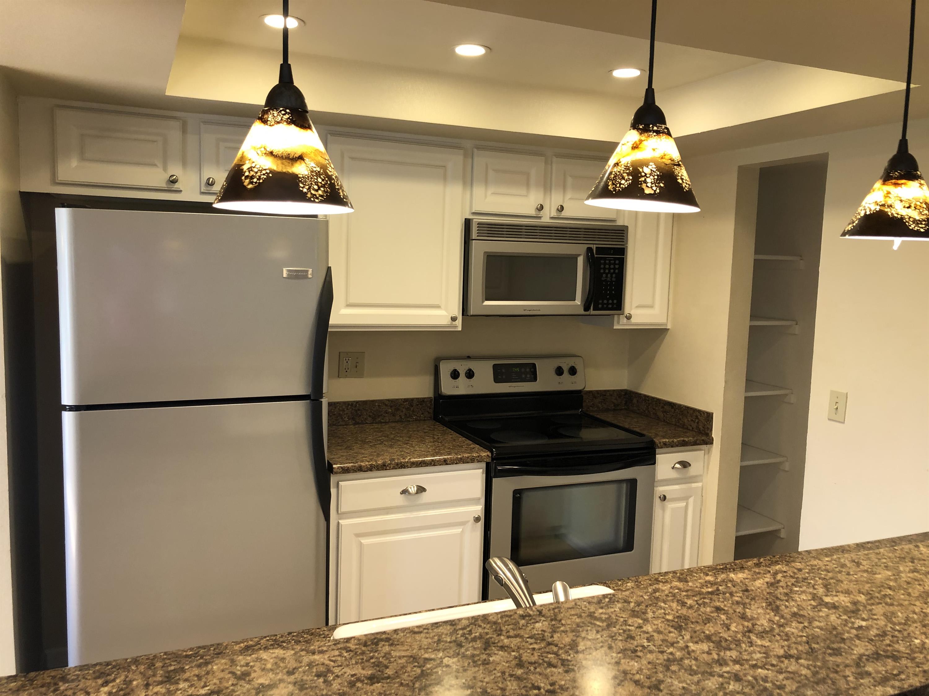 4210 S. Grandy Way, Unit #B – photo 4