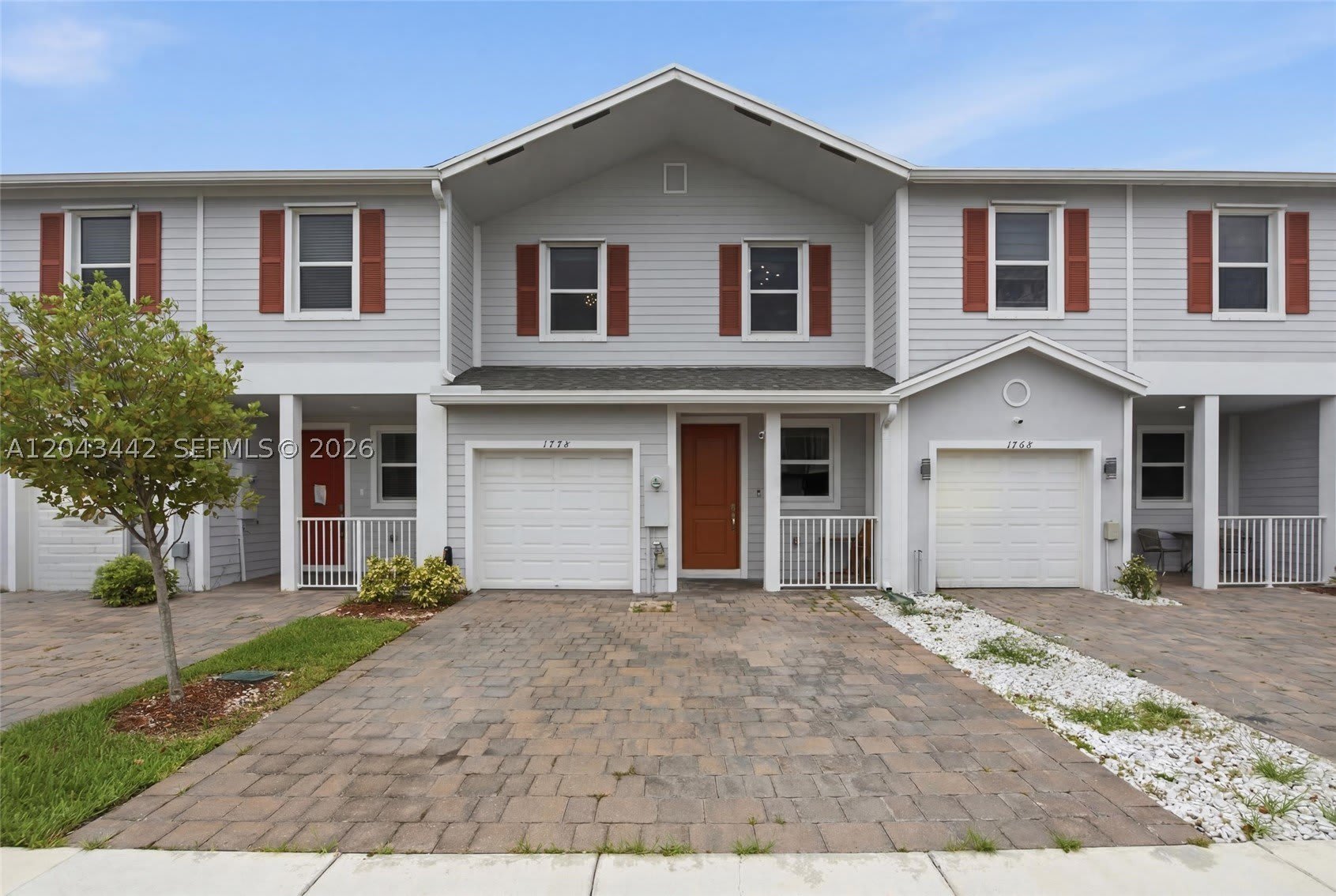 1774 SE 9th Ave – photo 1