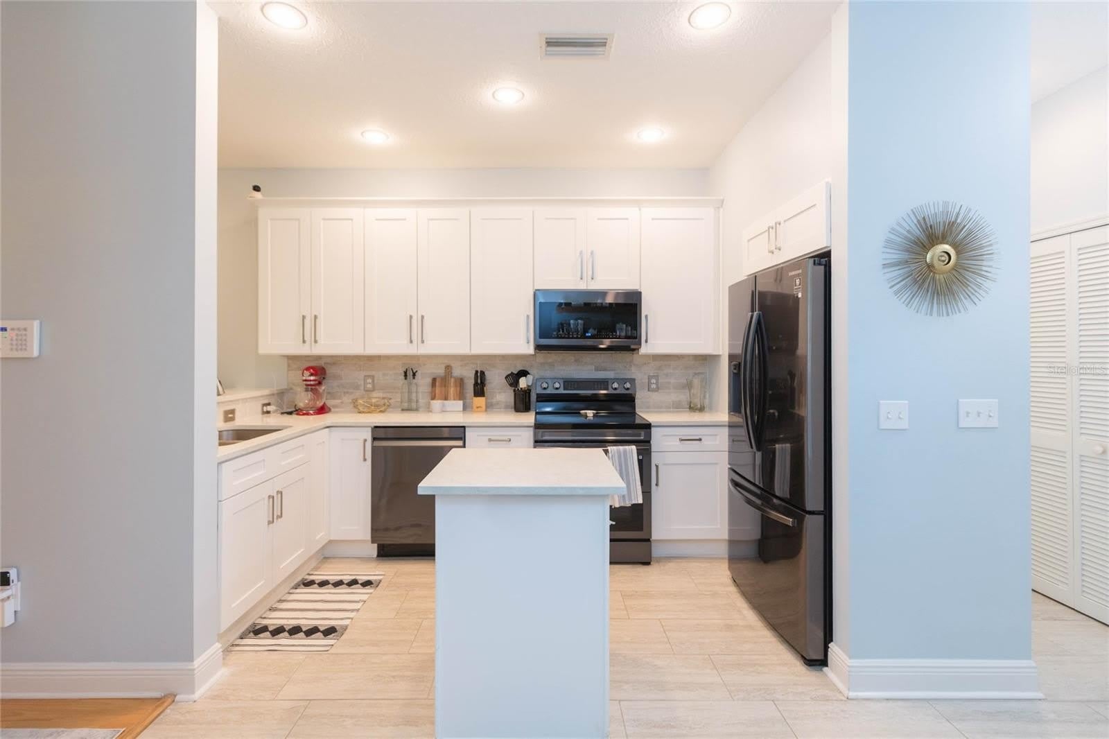 1050 Starkey Road – photo 4