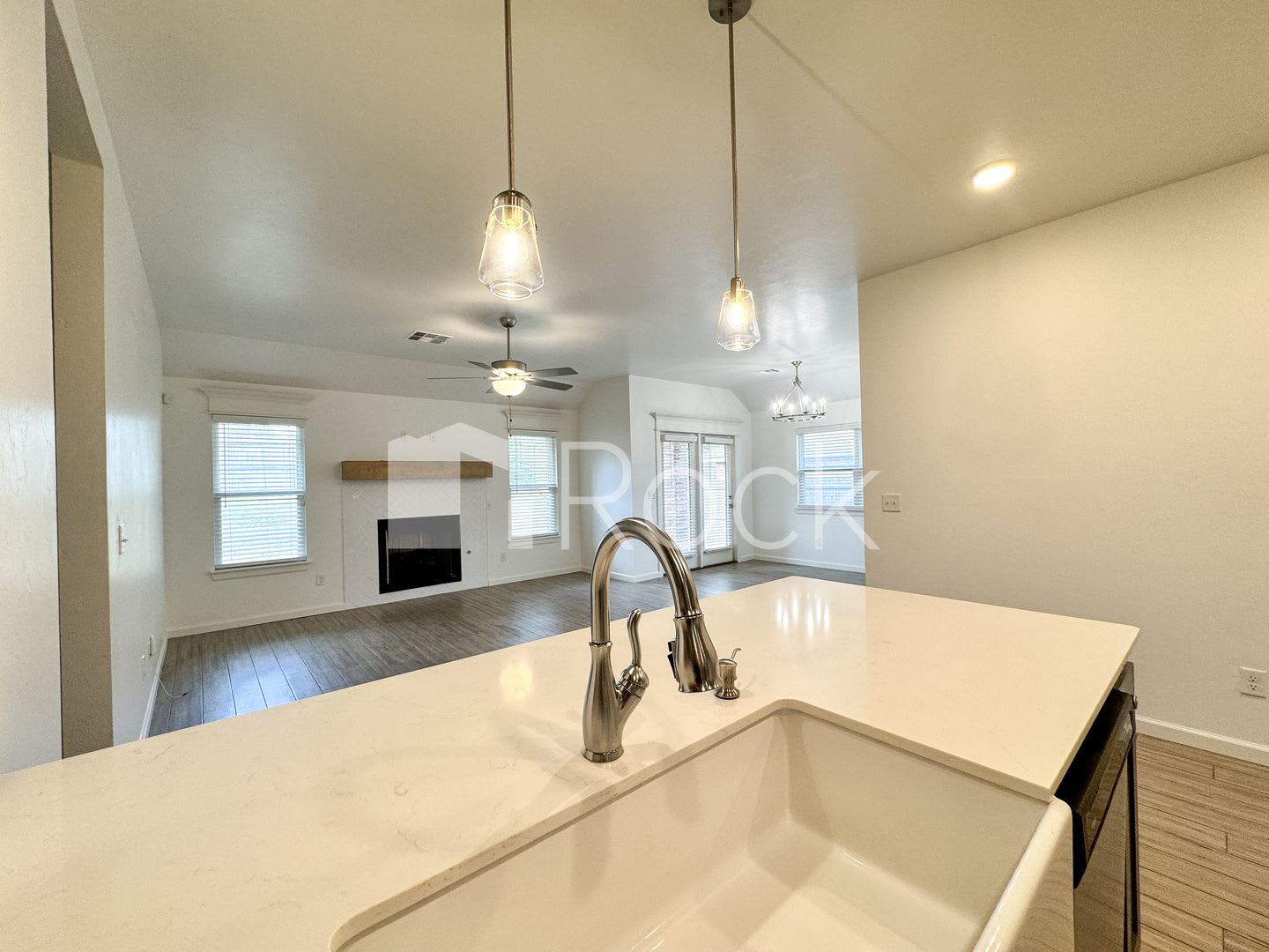 Beautiful 3 Bedroom Home in Azalea Farms in Noble – photo 5