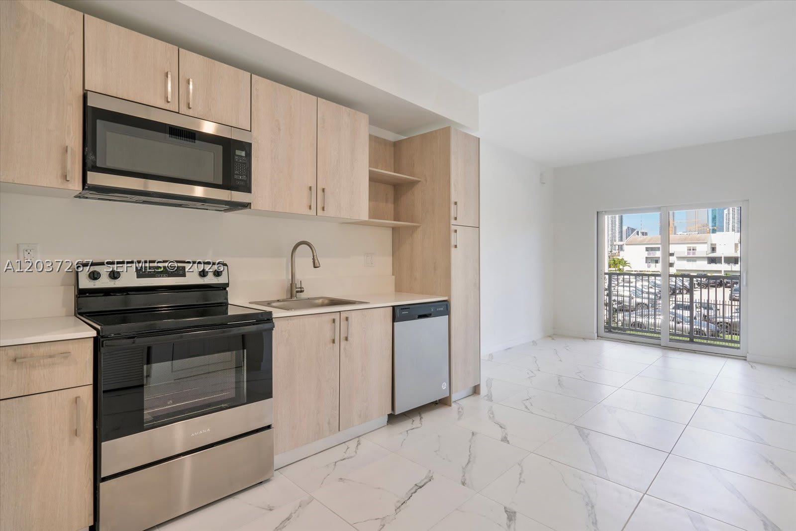 420 Sw 7Th Ave – photo 3