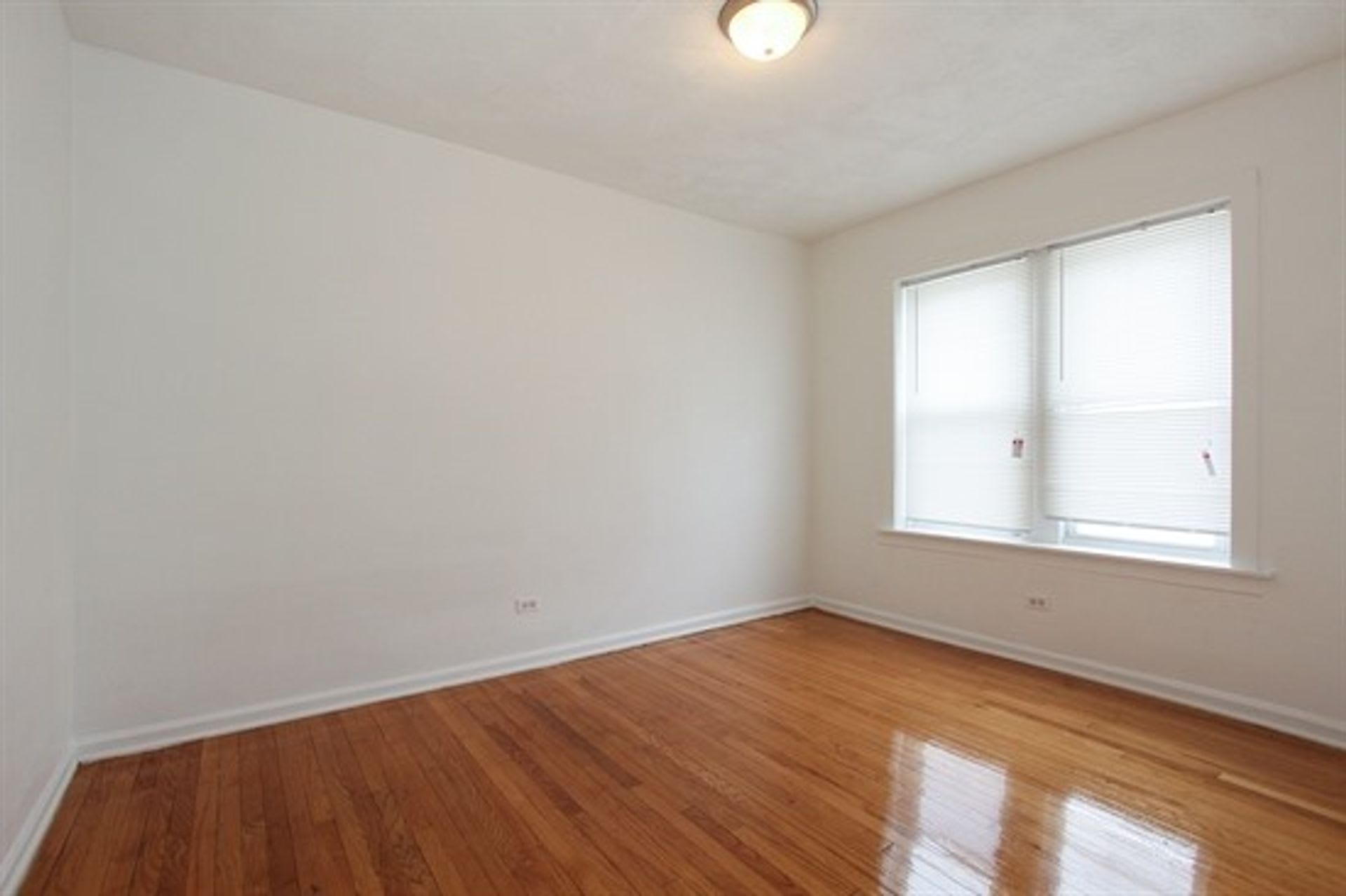 7601 S Coles Ave – photo 3