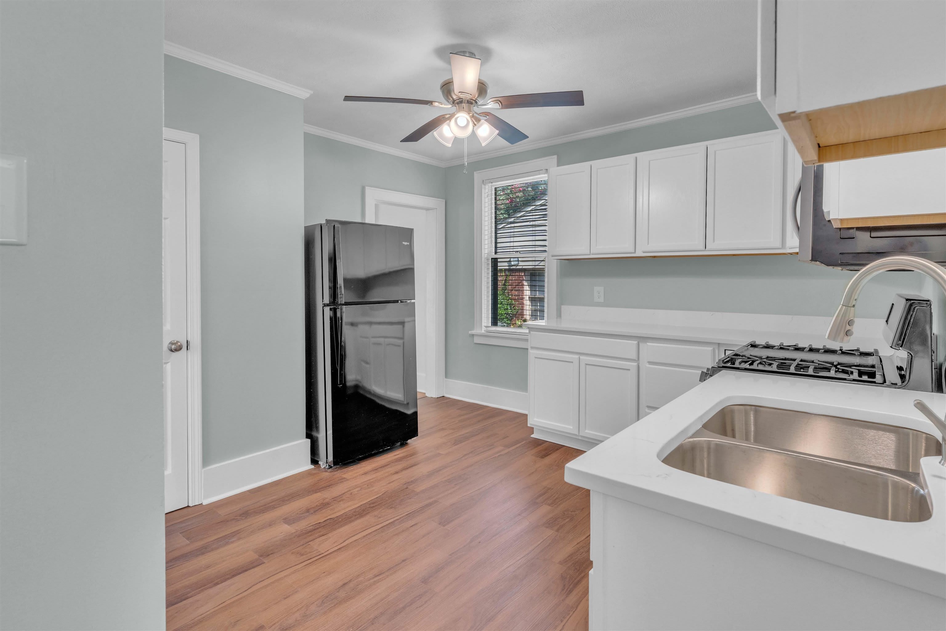 524 HAYNES St – photo 5