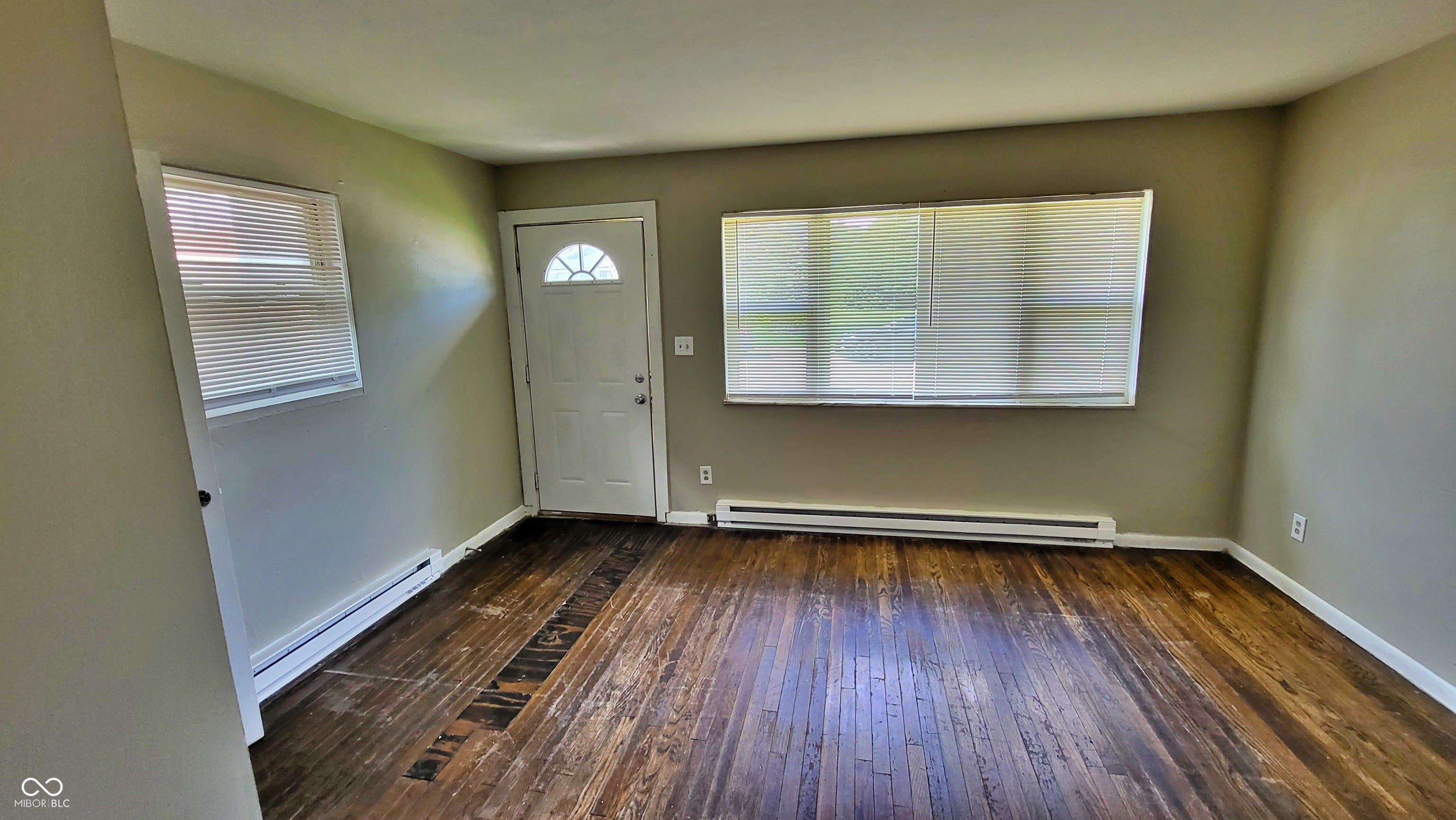 617 N Oxford Street – photo 2