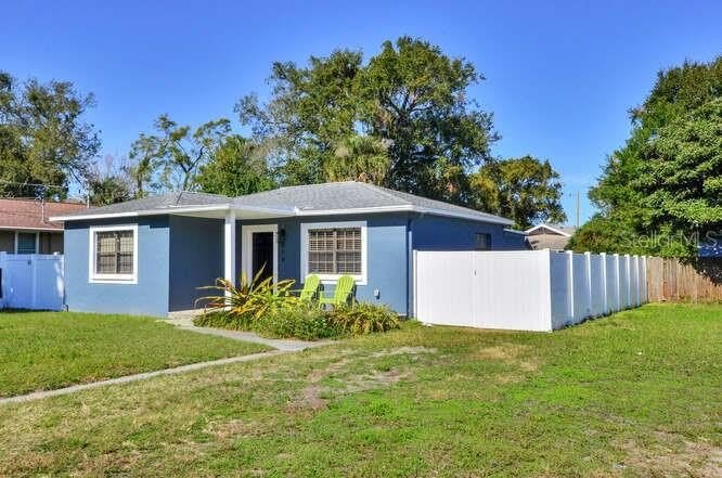 816 E FRIERSON Avenue – photo 2