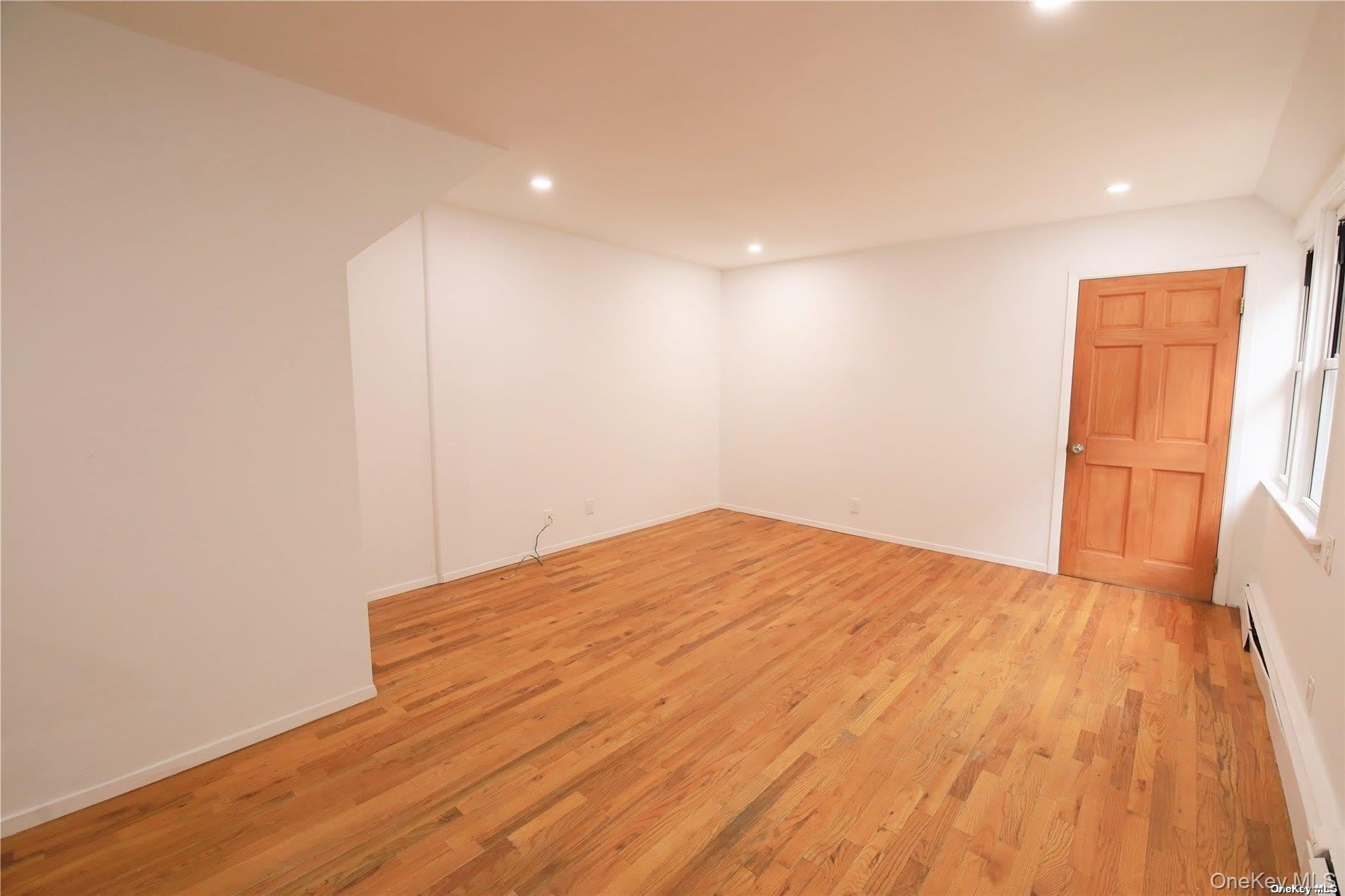 750 E Broadway – photo 5