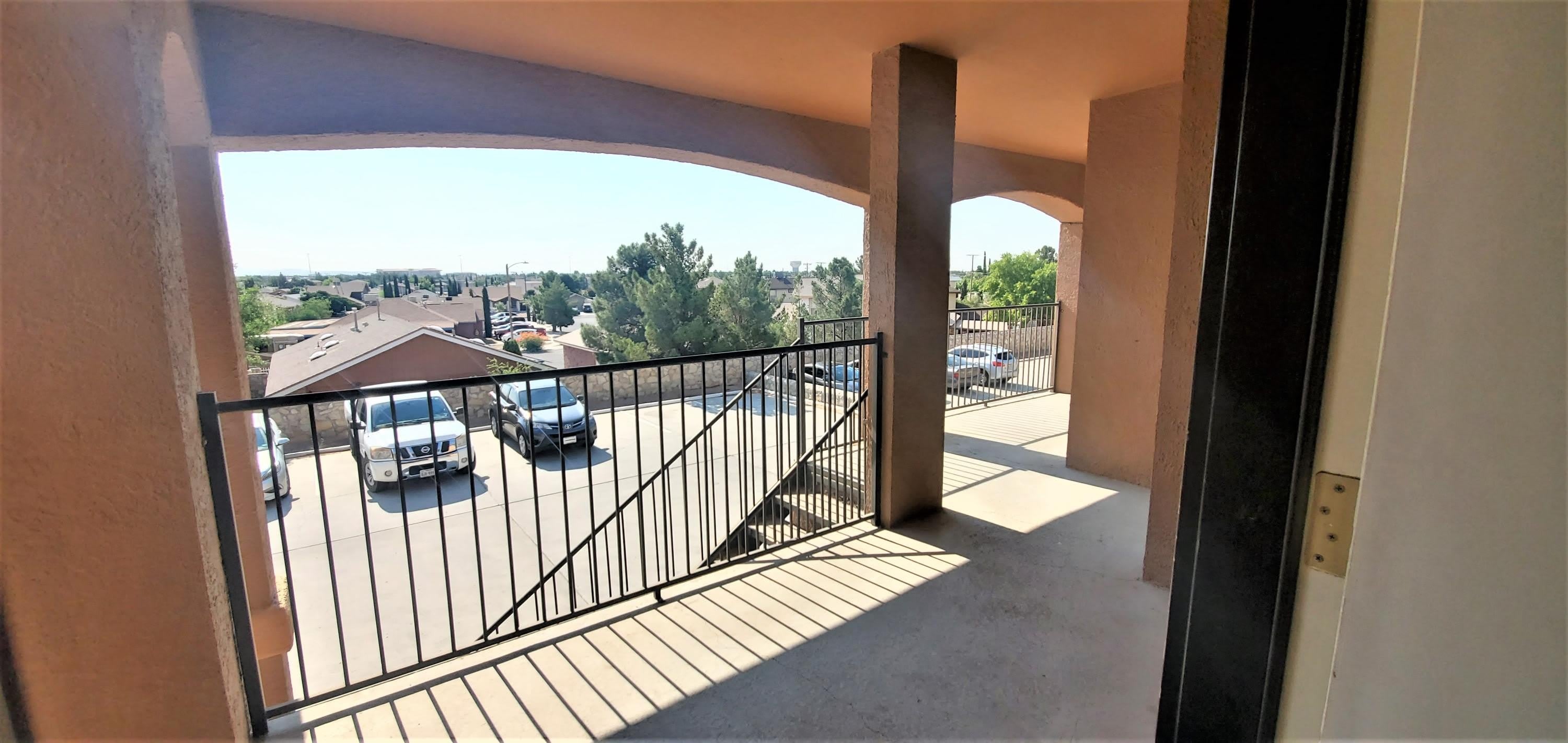 3408 Blue Earth Lane – photo 2