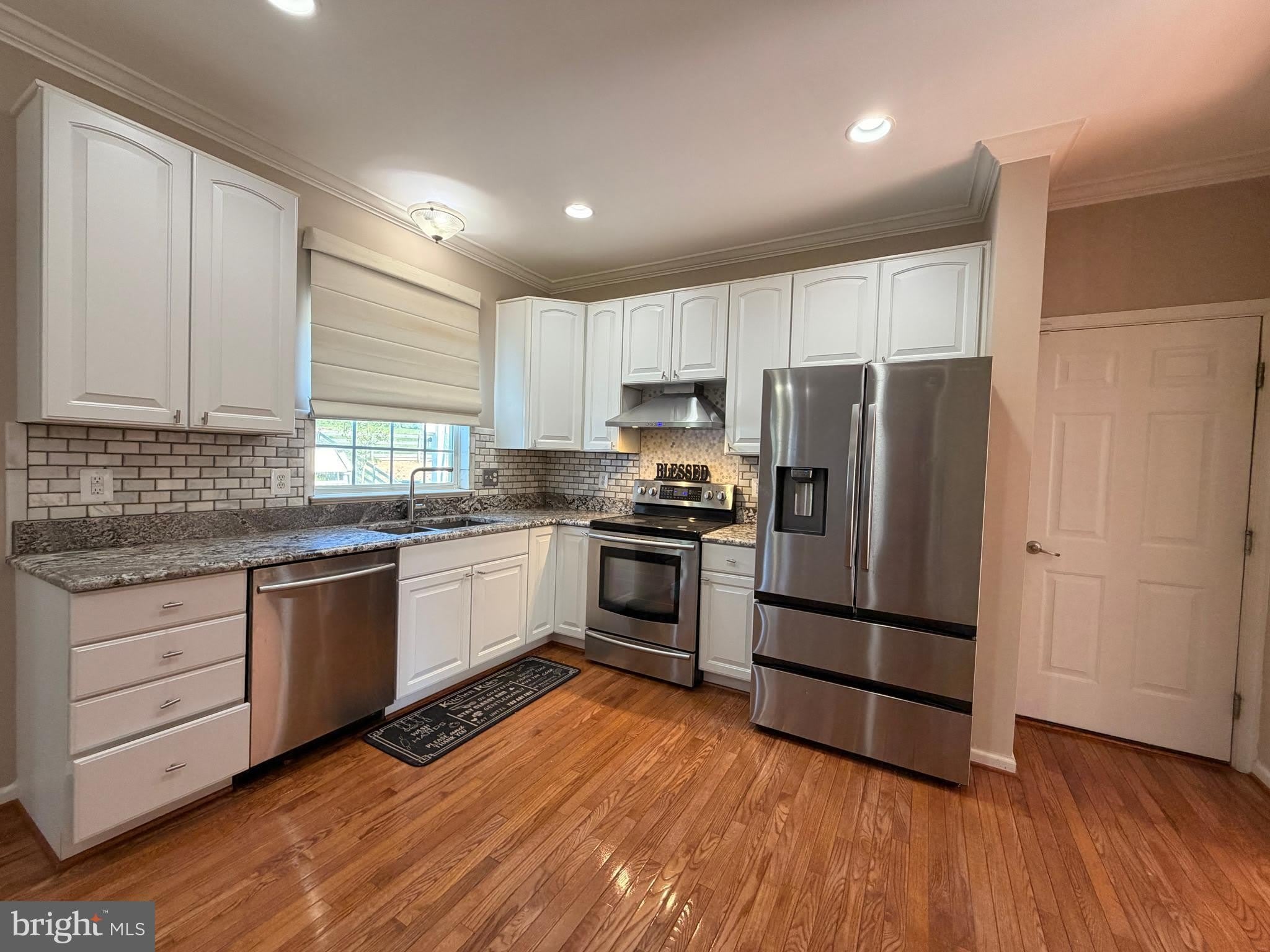 10214 MOSS TOWER Place – photo 5