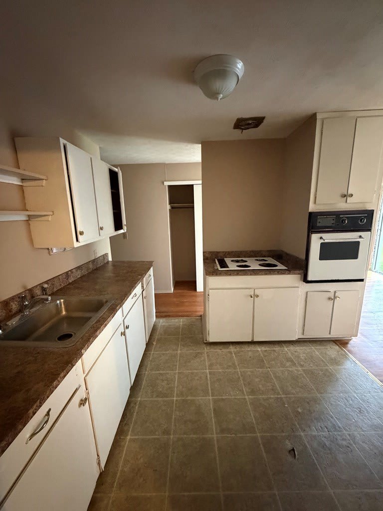 3227 Urban Avenue – photo 4