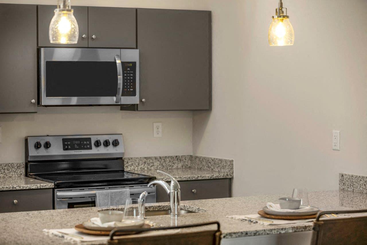 21 East Apartments – photo 2