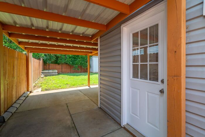 1053 Brianna Way – photo 4
