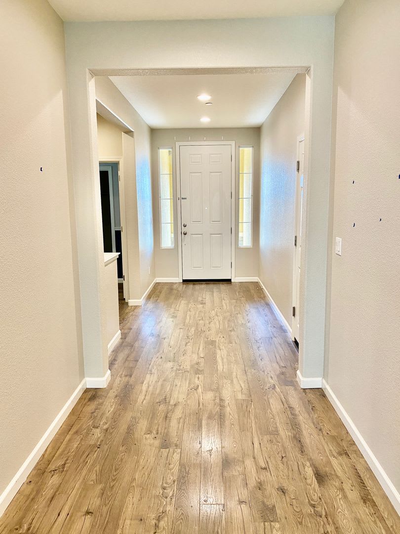 UNIQUE 4 BEDROOM, 3 BATH, 2 CAR GARAGE, 1 STORY IN WOODLAND – photo 1