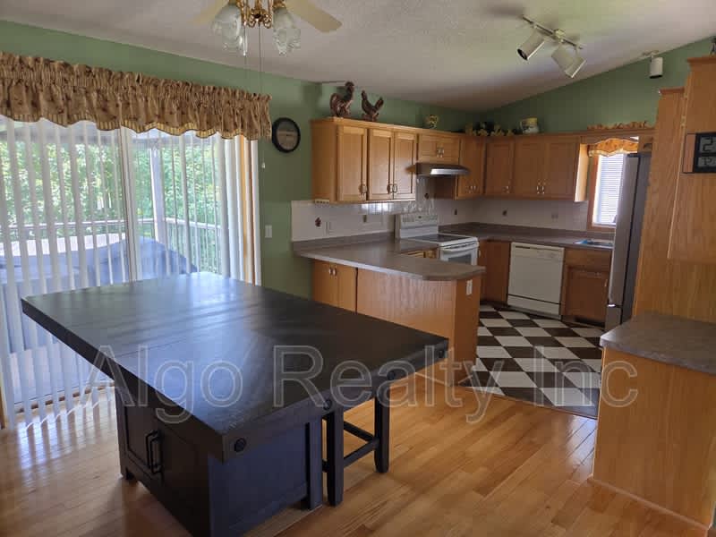 12450 Raven Street Northwest – photo 5