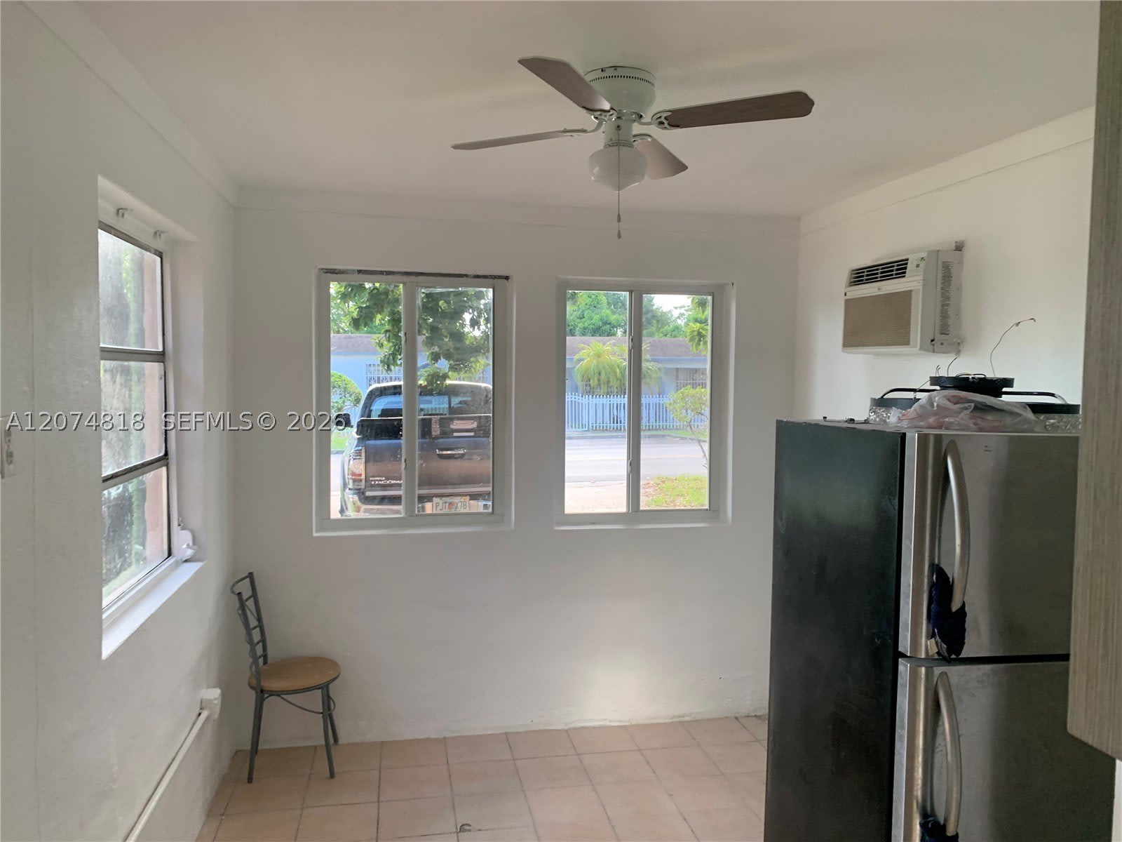1901 E 5th Ave – photo 5