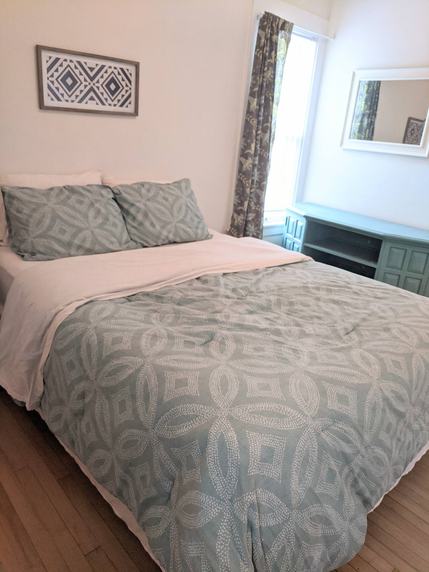 3928 N. Farwell Ave. – photo 4