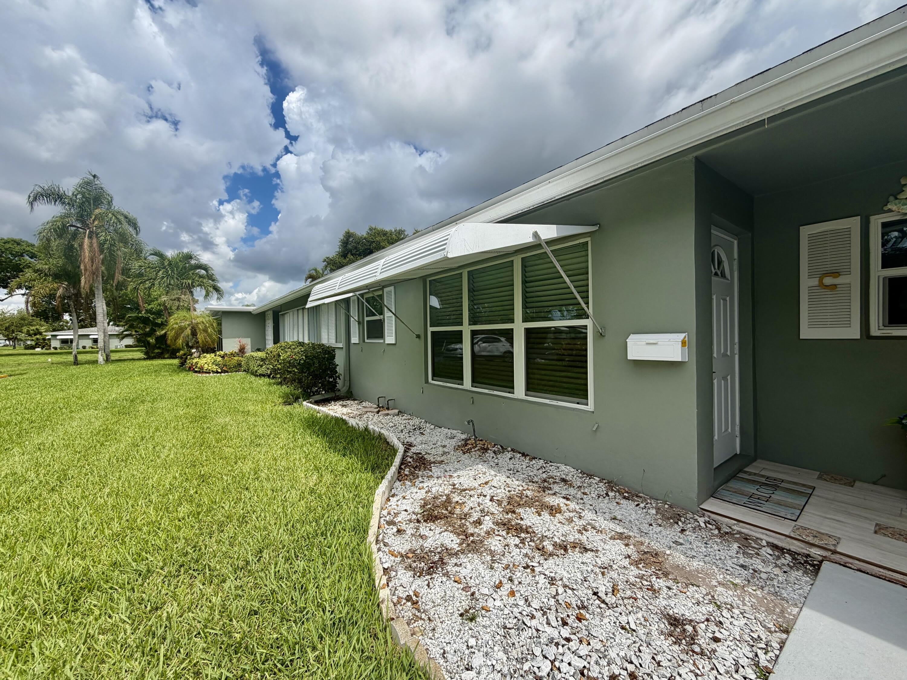 705 High Point Boulevard N – photo 3