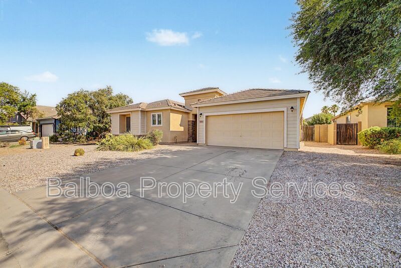 2465 W Quick Draw Way – photo 3