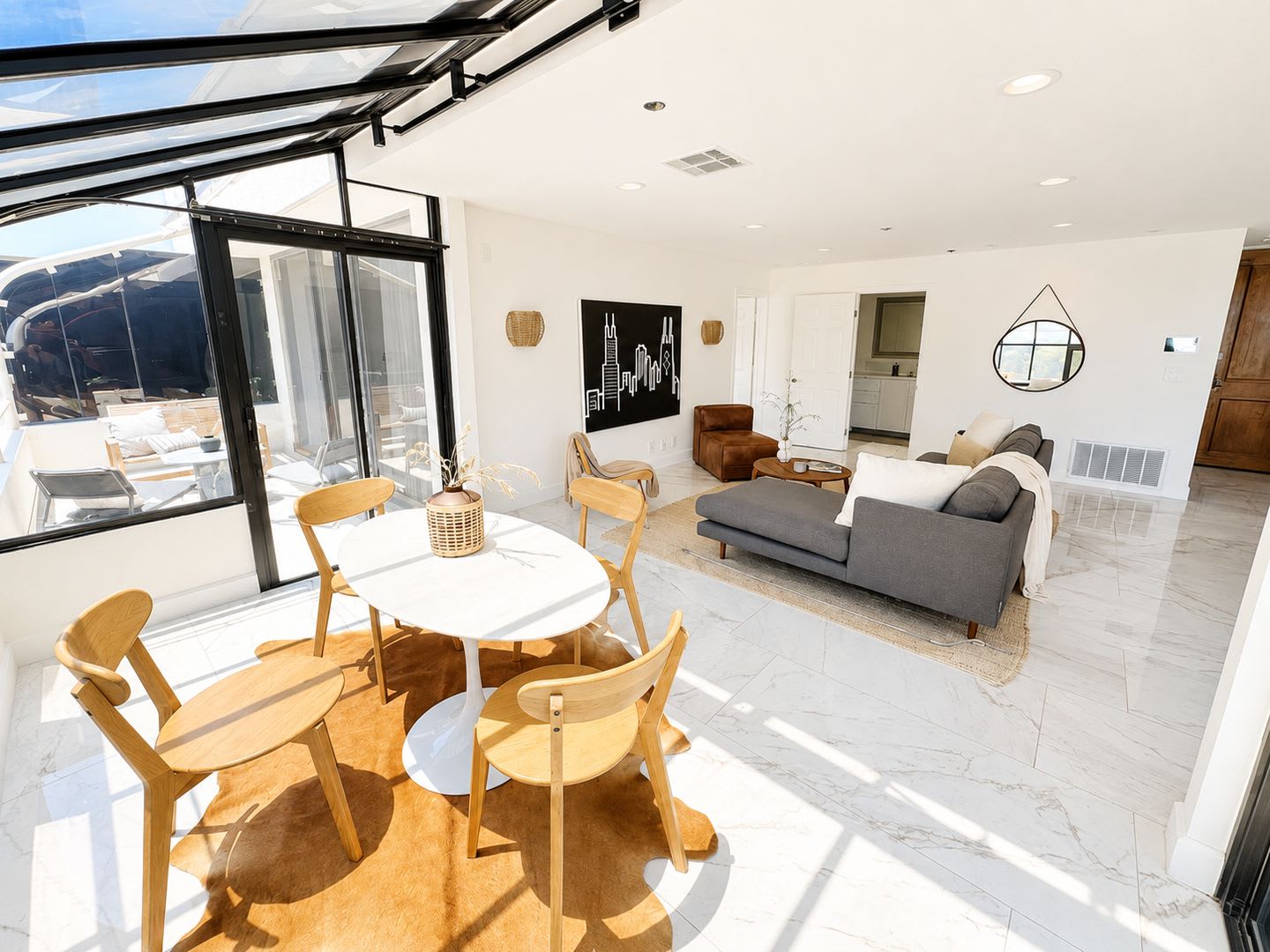 Stunning Remodeled Condo with Iconic Disney Concert Hall Views in the Heart of Downtown LA! – photo 3