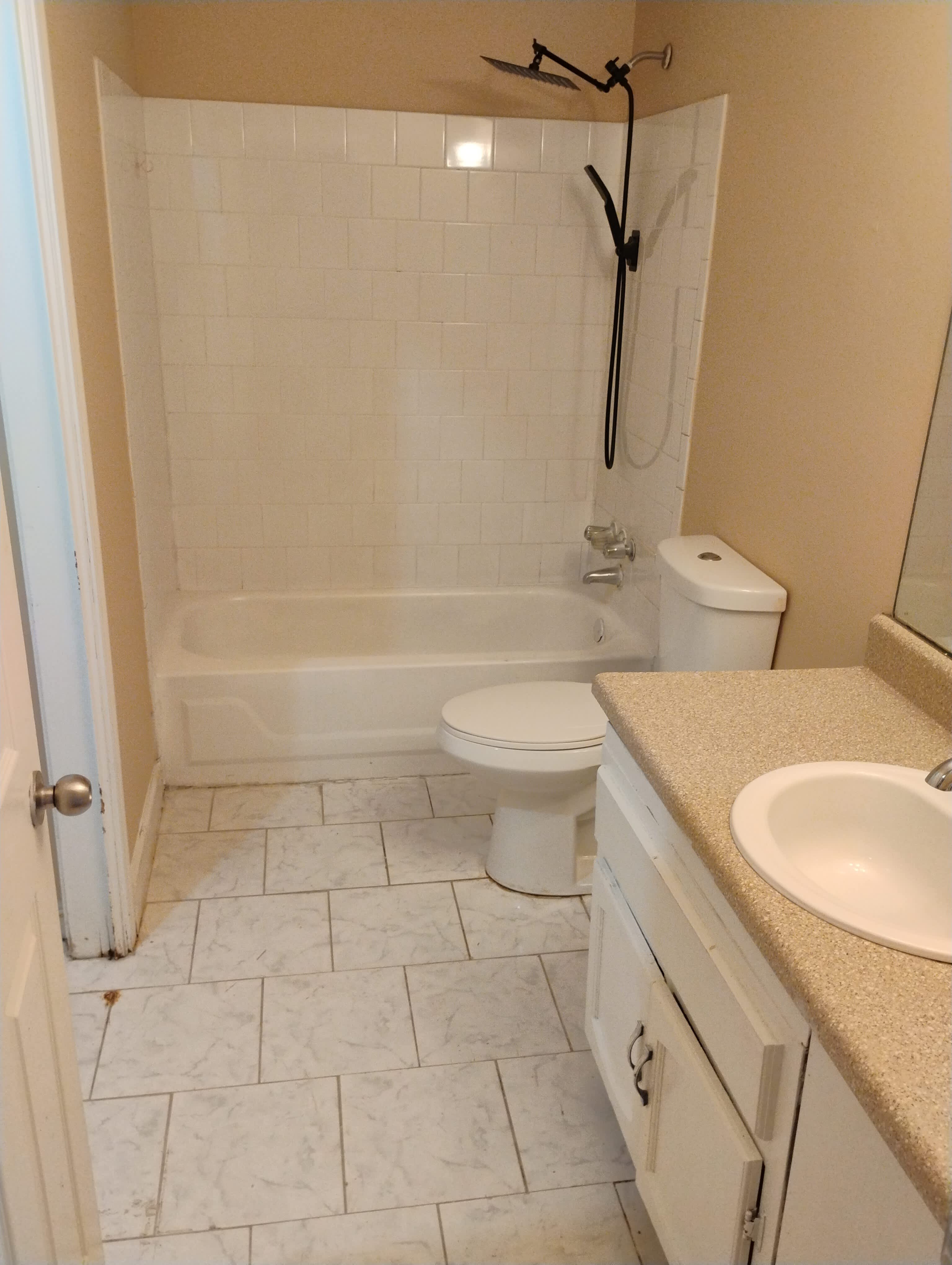 1230 Winslow Dr – photo 4
