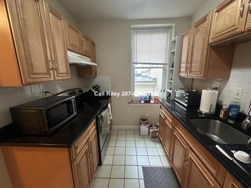 1427 Commonwealth Ave. – photo 3