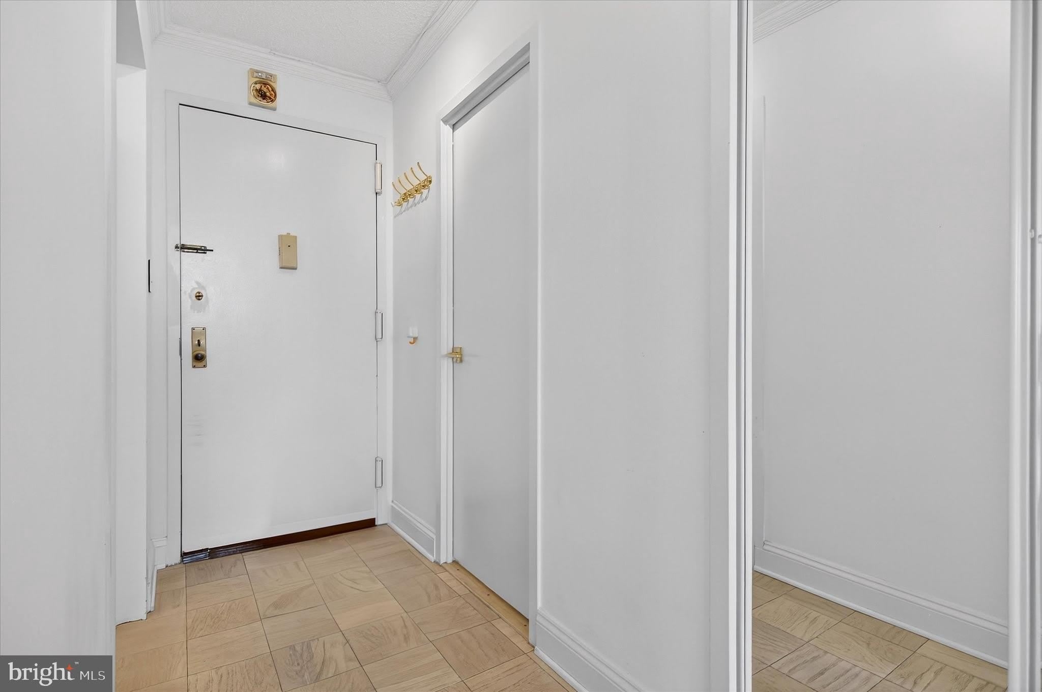 5225 POOKS HILL Road – photo 5
