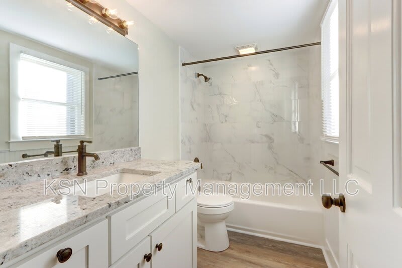 543 East Harris Street – photo 4