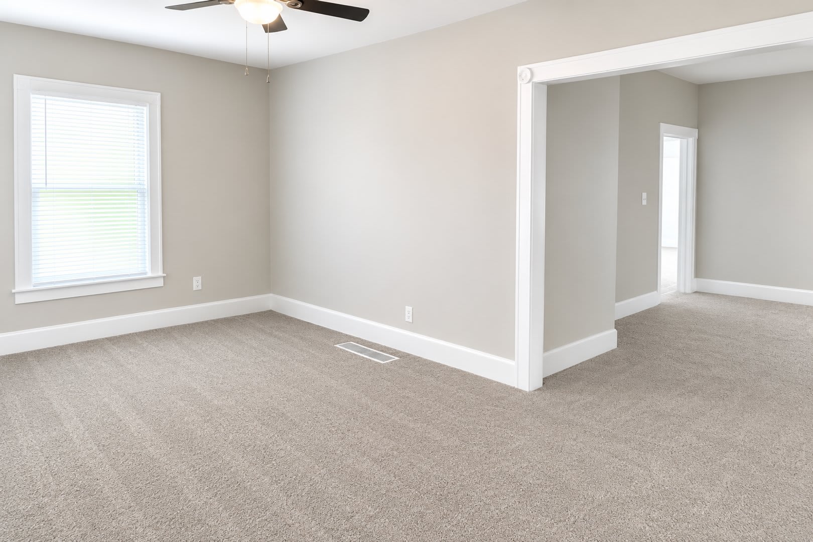 Cute Two Bedroom Home – photo 2