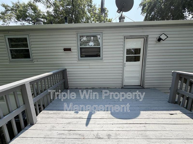 1113 Highmont Dr – photo 4