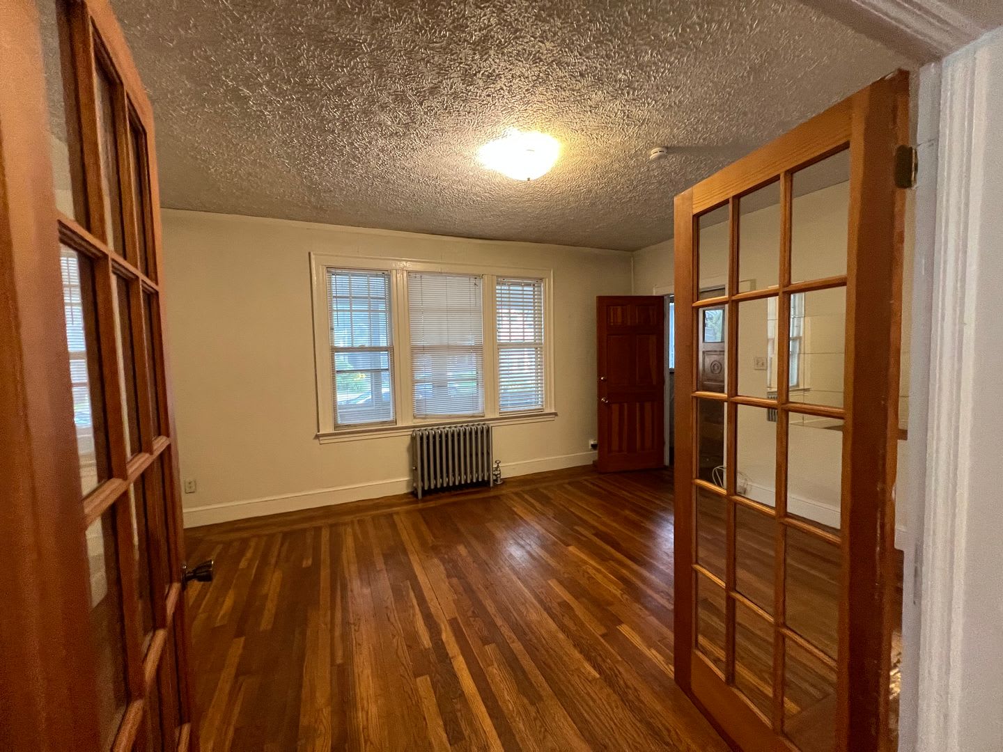 27-29 Cottage Street – photo 1