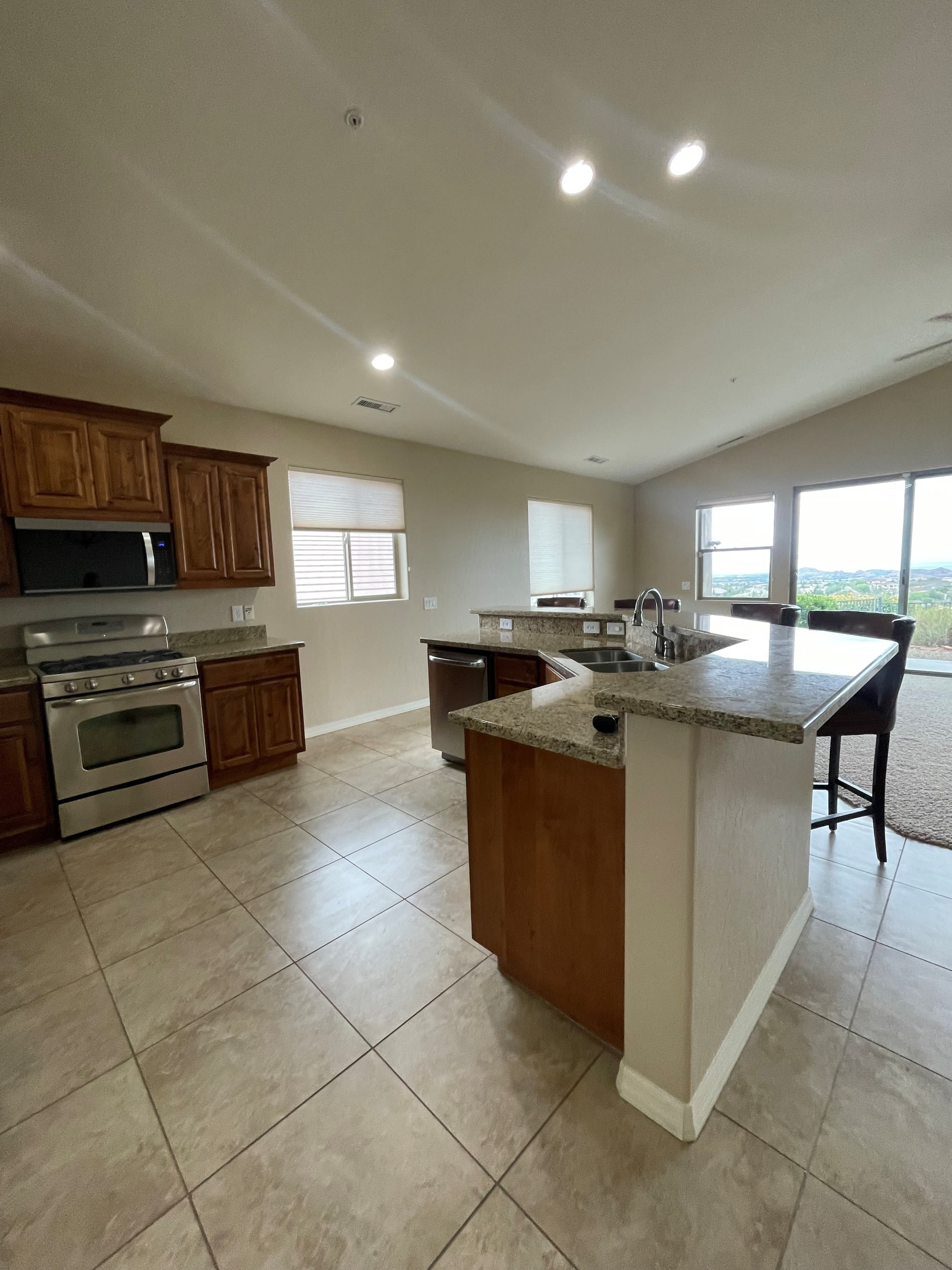 1611 Cloudstone Drive – photo 2