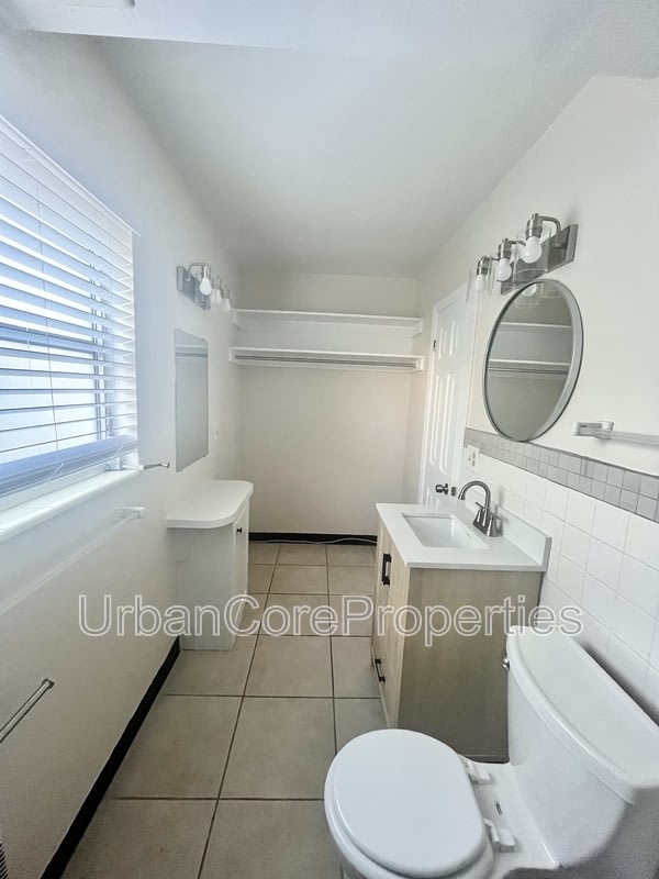 105 7th Ave N – photo 5