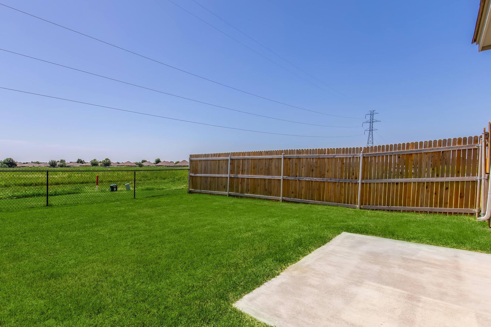 7708 Westhall Place – photo 2