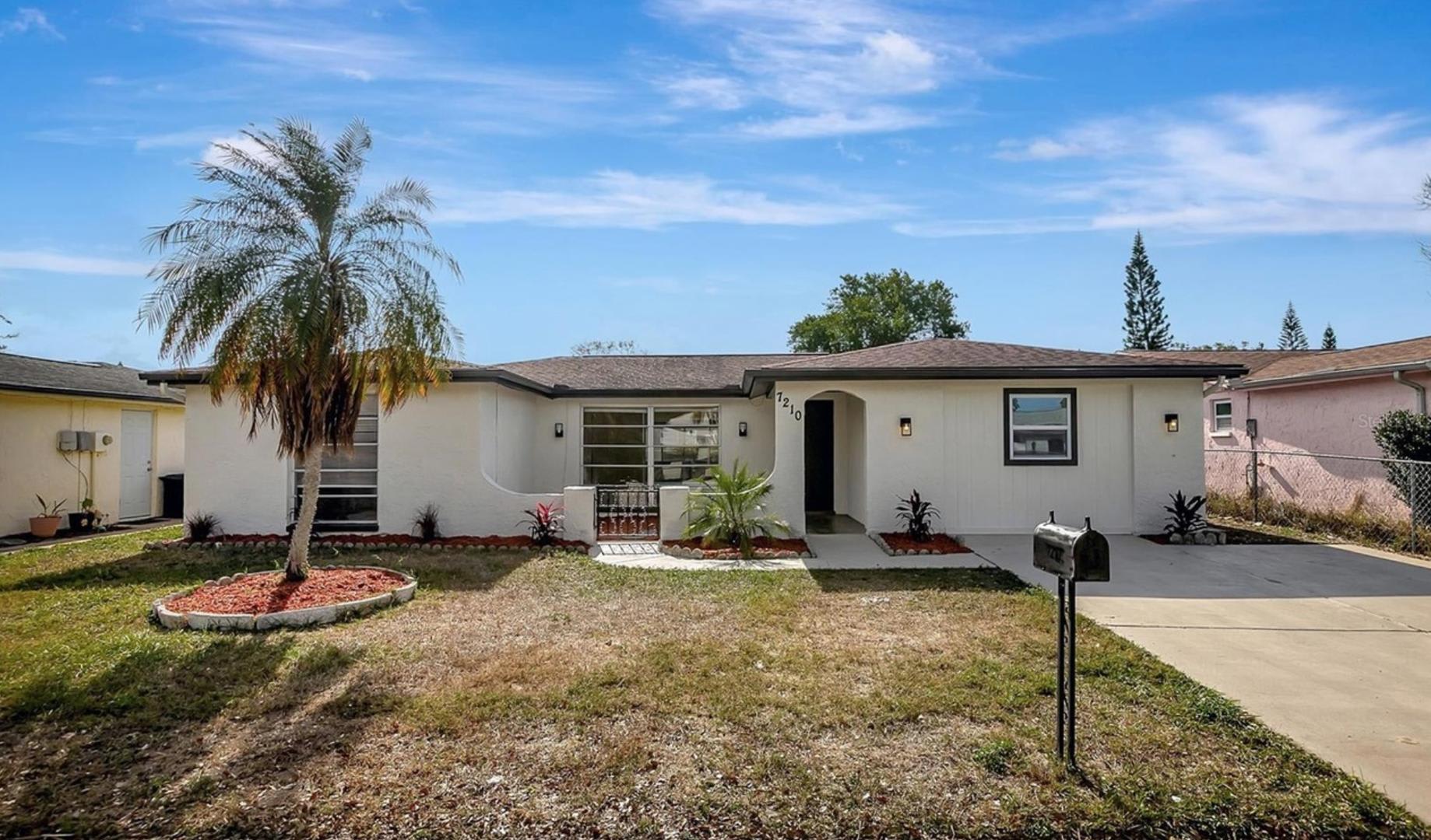 4 Bedroom in Port Richey – photo 1