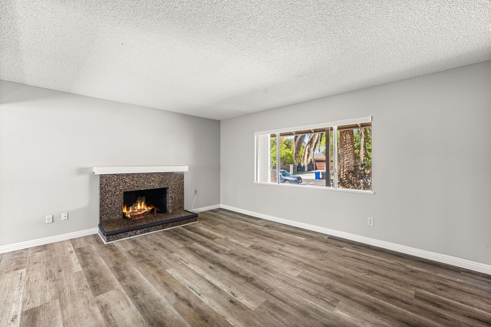 Single Family Home – photo 4