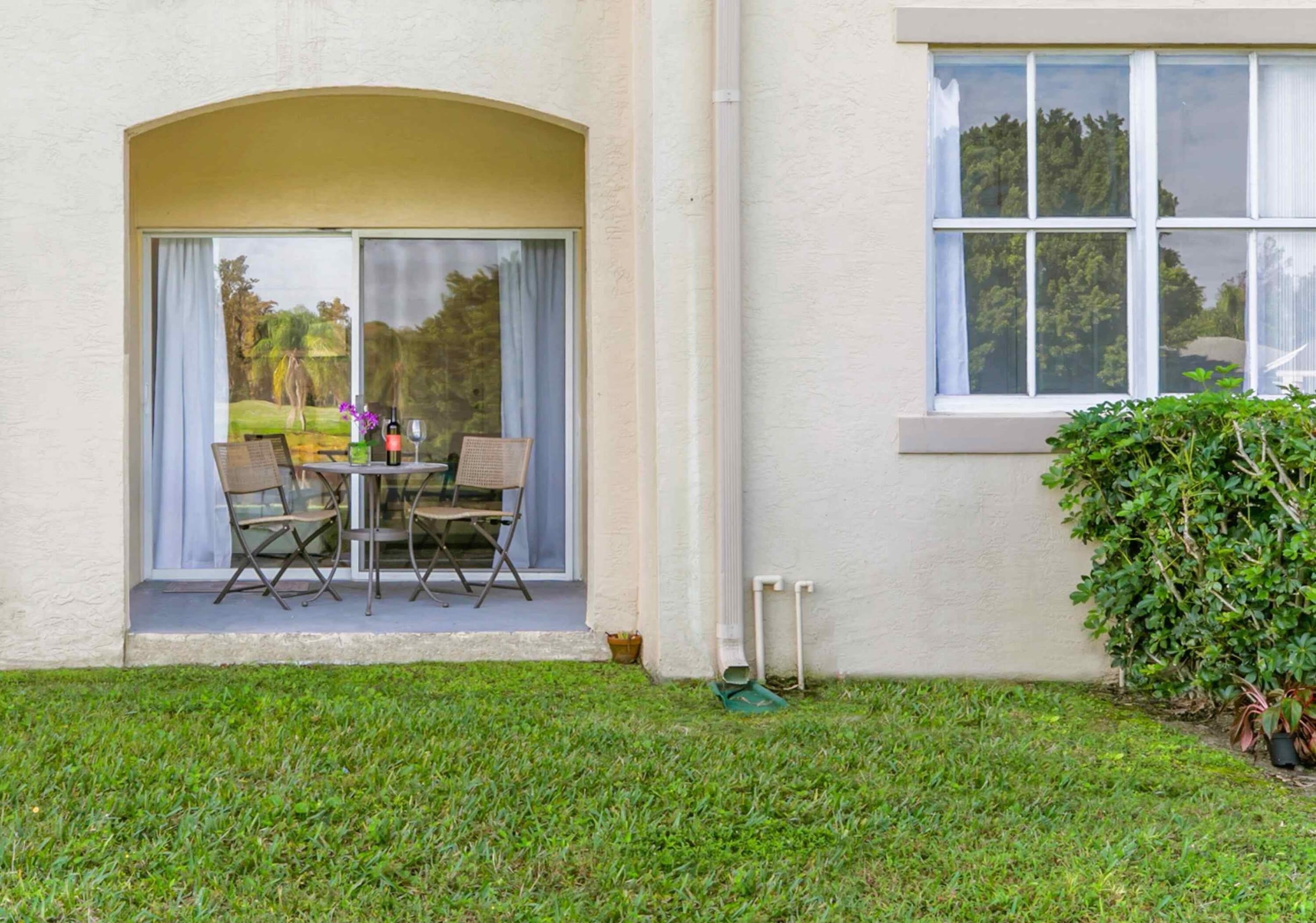 2040 Greenview Shores Boulevard – photo 4