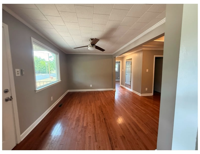 607 East Elm Street – photo 4