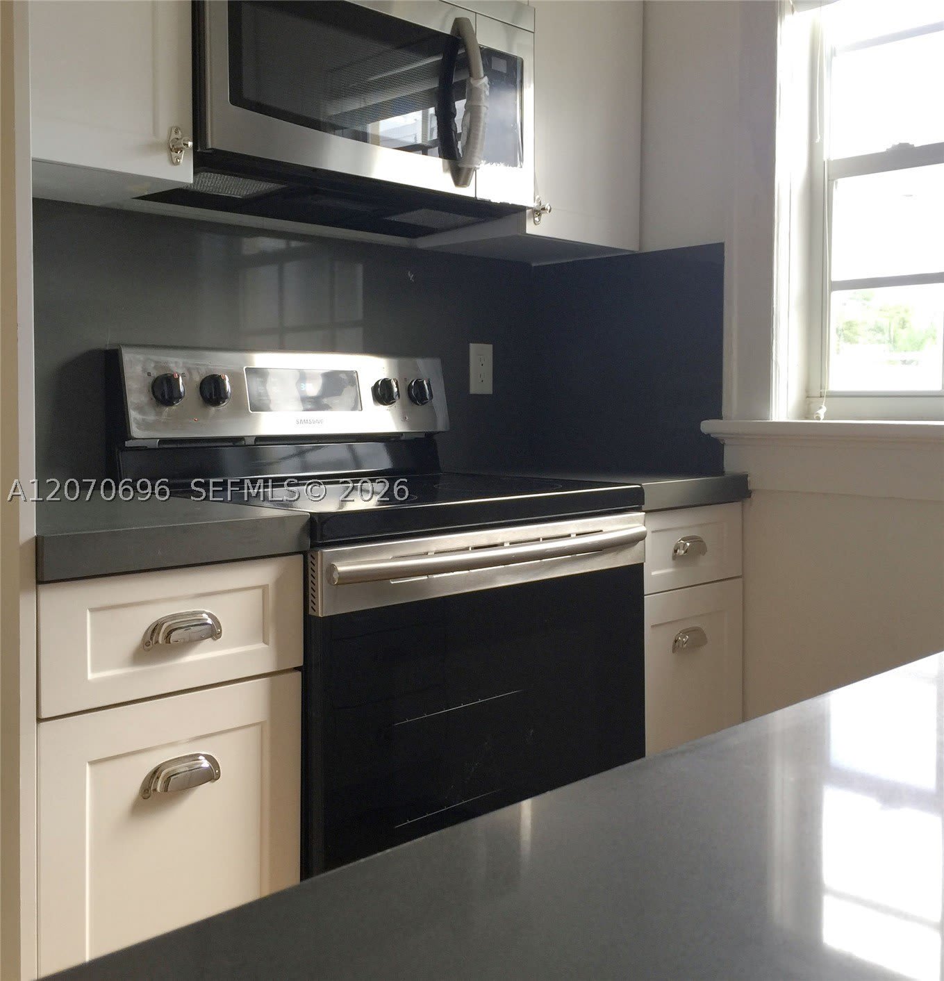 4342 Sheridan Ave – photo 3