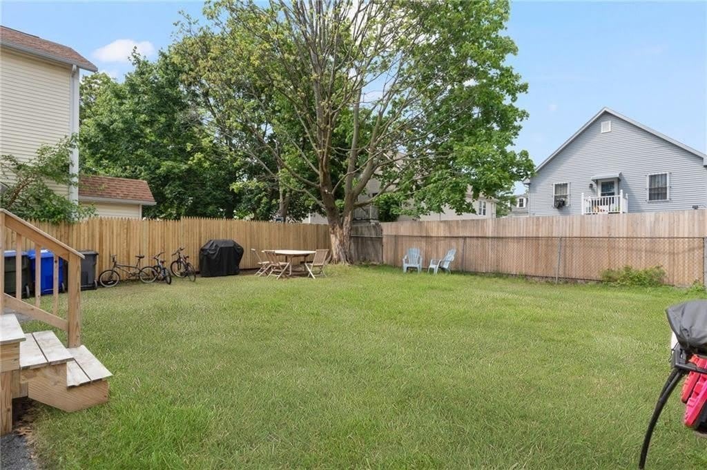 21 Waverly Street – photo 3