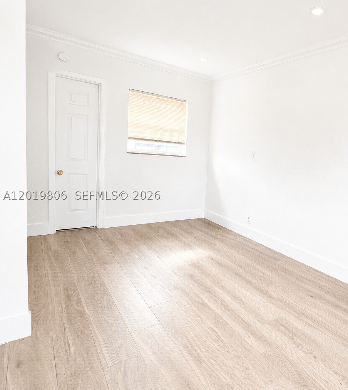 612 NW 1st Ave – photo 4