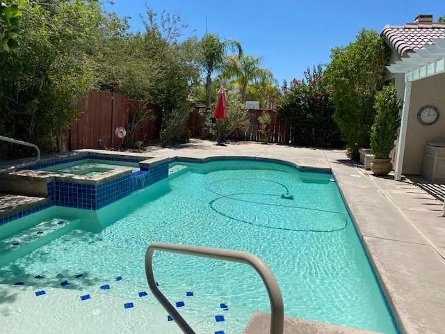 37760 Driscoll Street – photo 2