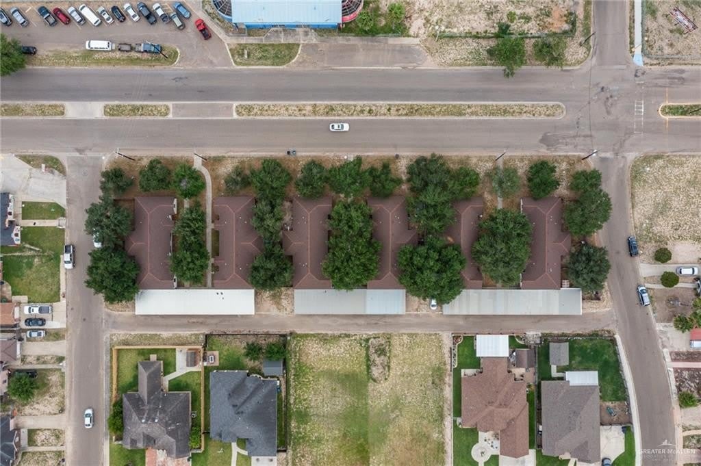 300 N Coyote Boulevard – photo 5