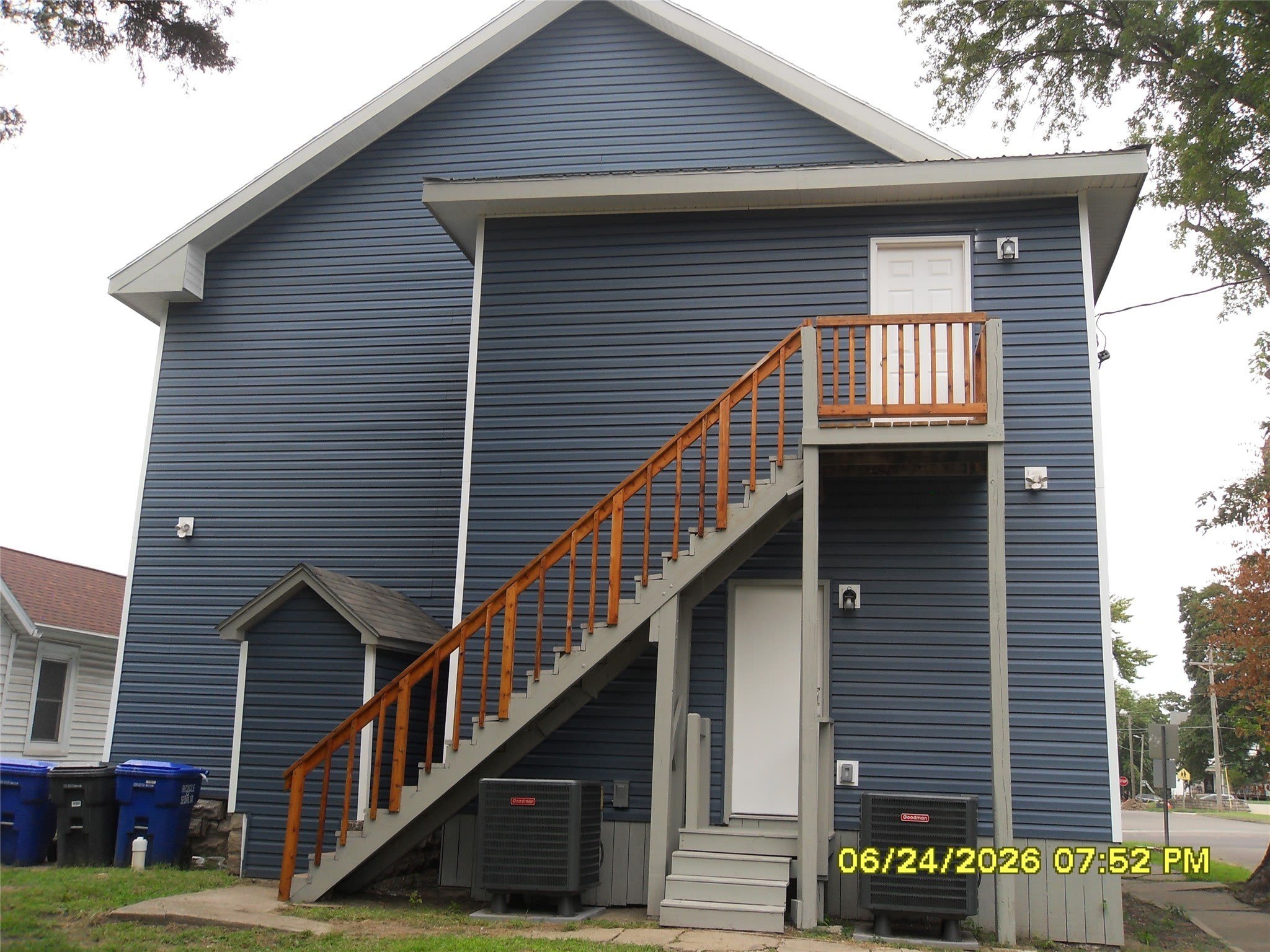 401-403 W Fourth Street – photo 3