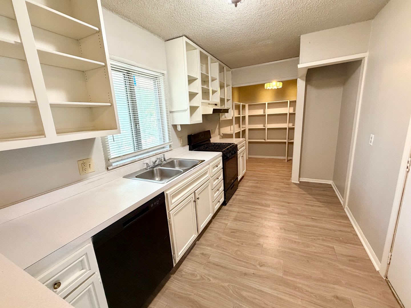 2908 S 132nd East Ave. – photo 5