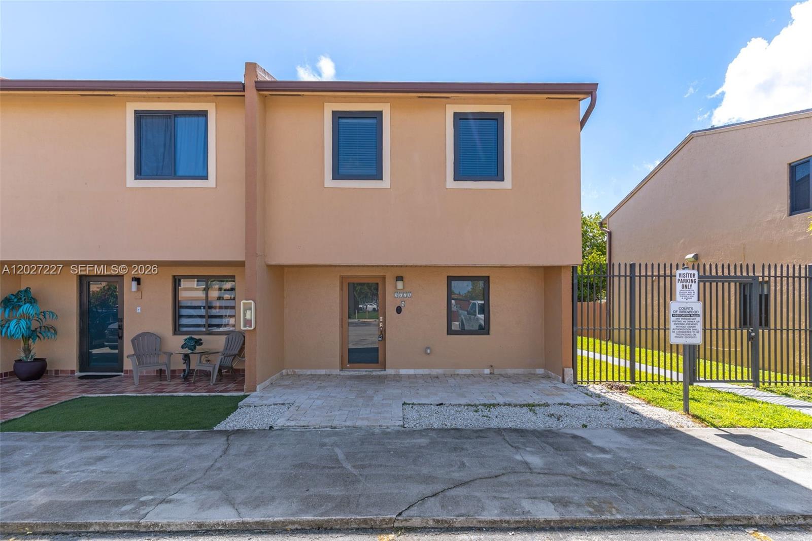 3771 Southwest 99th Avenue – photo 1