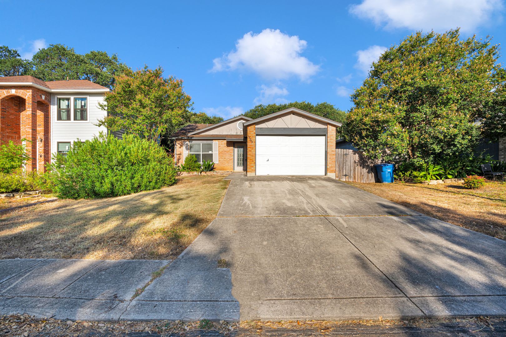Charming 3Br 2Ba Home Near Utsa 13343 Pecan Glade – photo 2